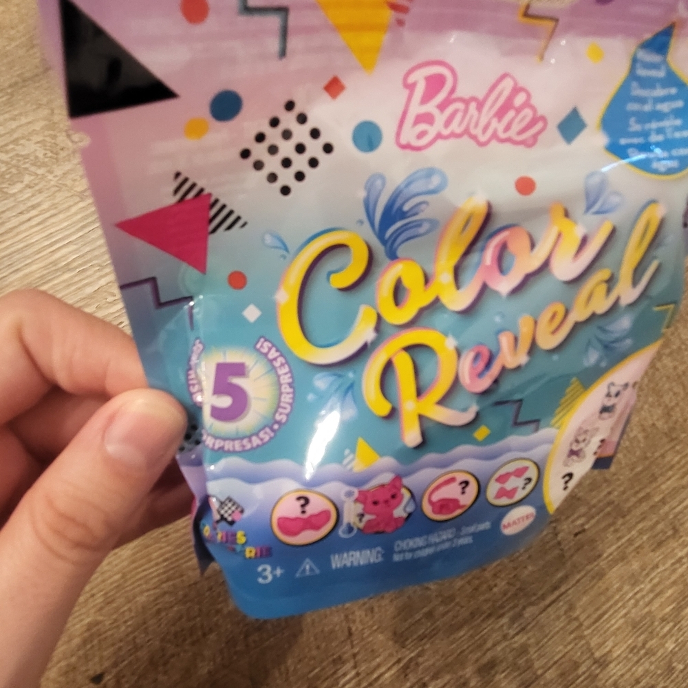 Barbie Color Reveal Blind Bags pet series - set of 5 NWT NIP - Picture 6 of 10